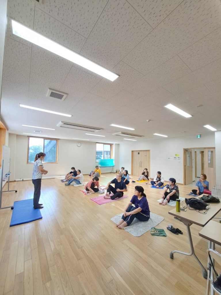 健康体操「お腹引き締めエクササイズ」