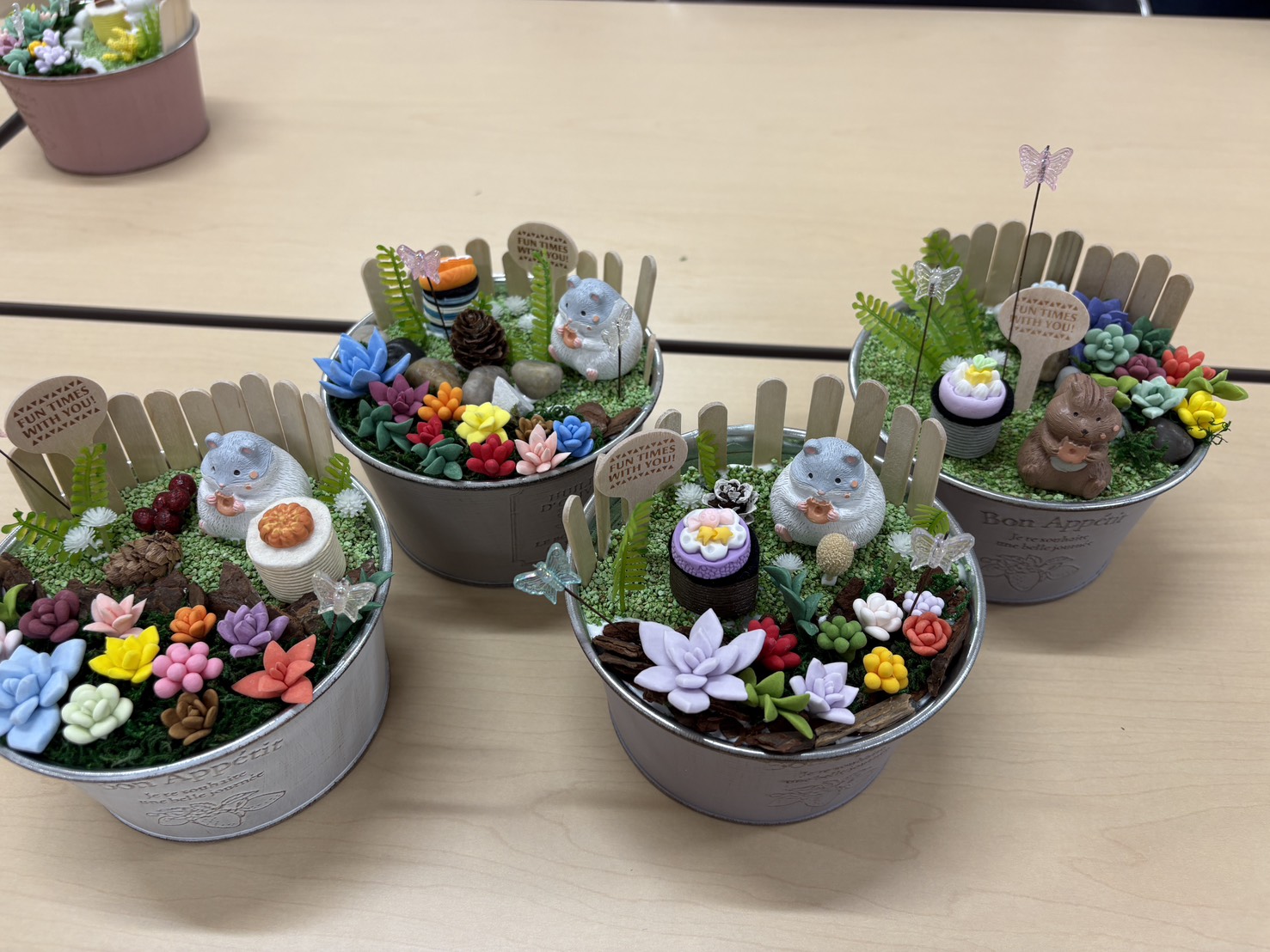 皆で手づくり！アート創作活動