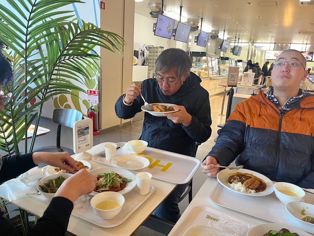 岩瀬ファミリー「クリスマス🎄パーティー」へ出店