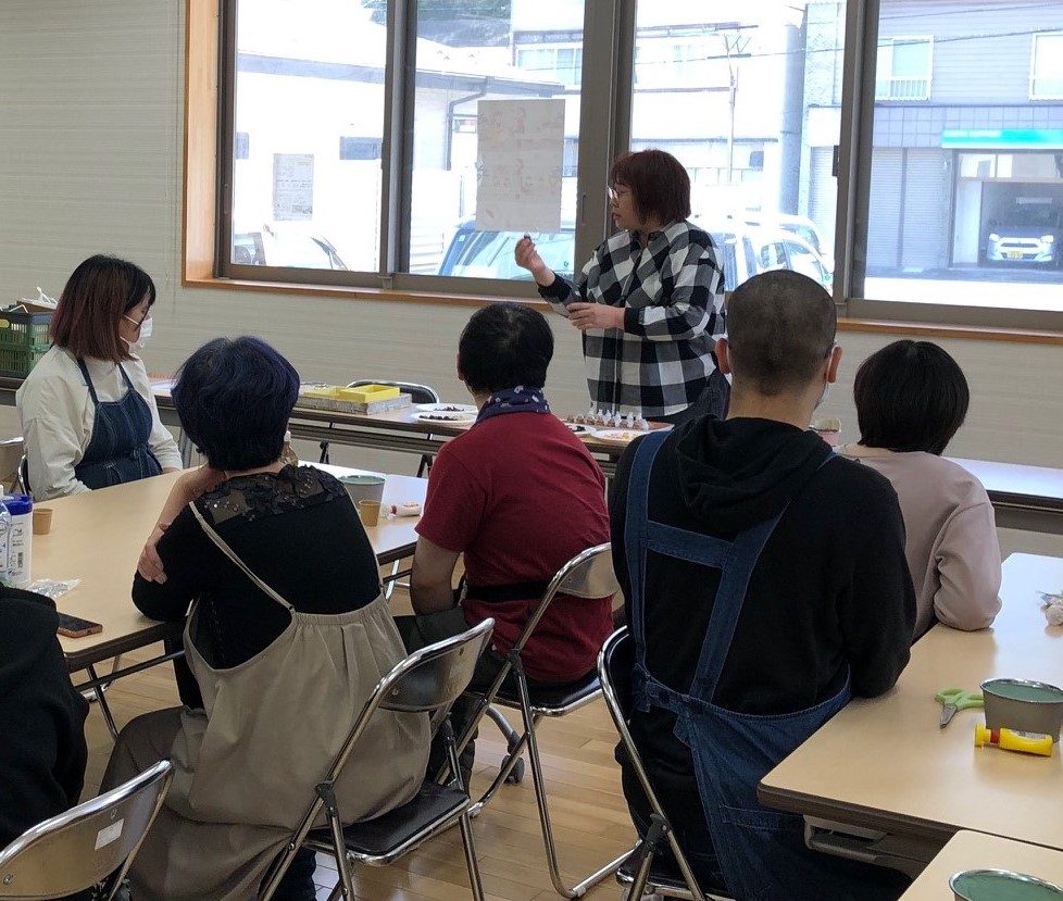 皆で手づくり！アート創作活動